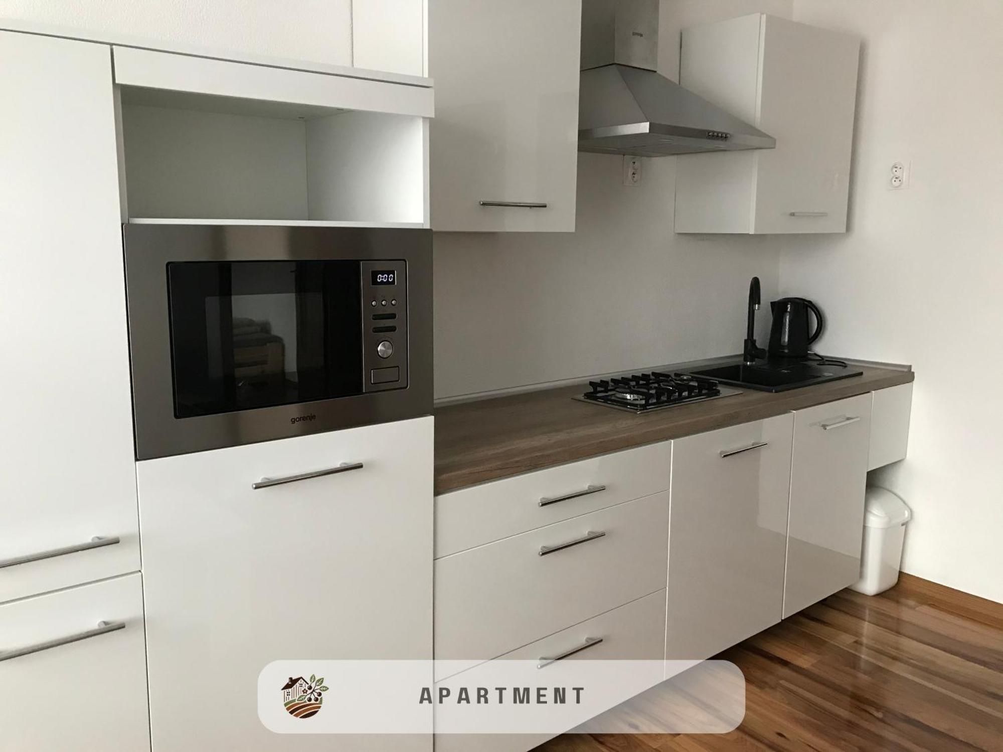 Apartmanovy Dom Visnove Buitenkant foto