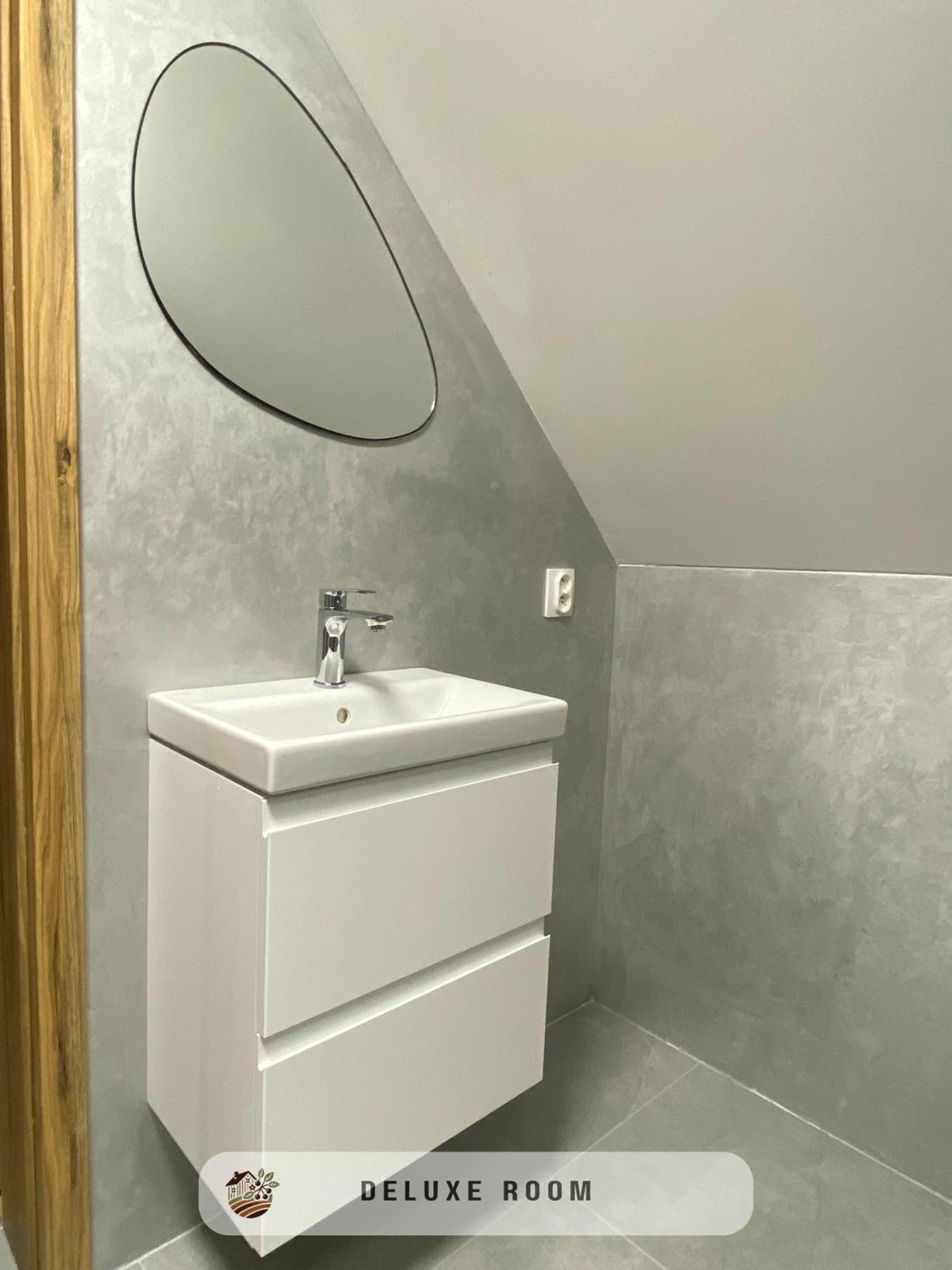 Apartmanovy Dom Visnove Buitenkant foto