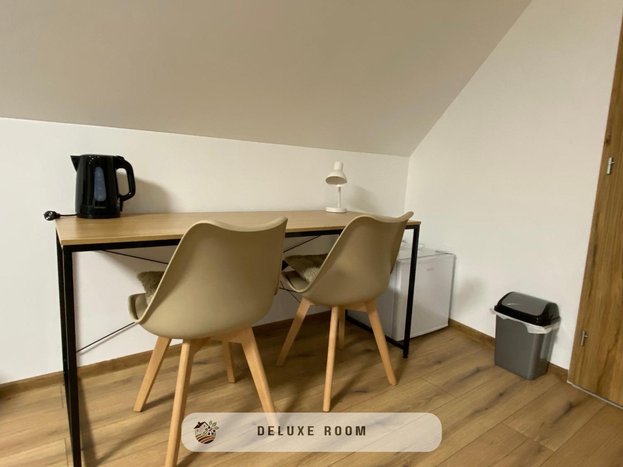 Apartmanovy Dom Visnove Buitenkant foto