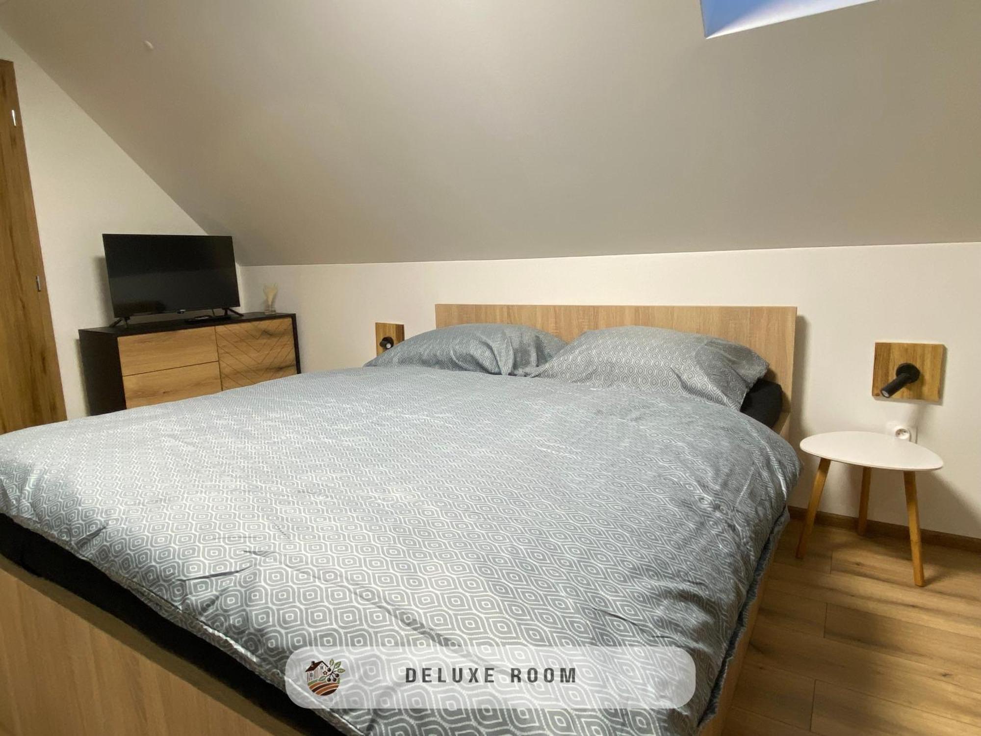Apartmanovy Dom Visnove Buitenkant foto