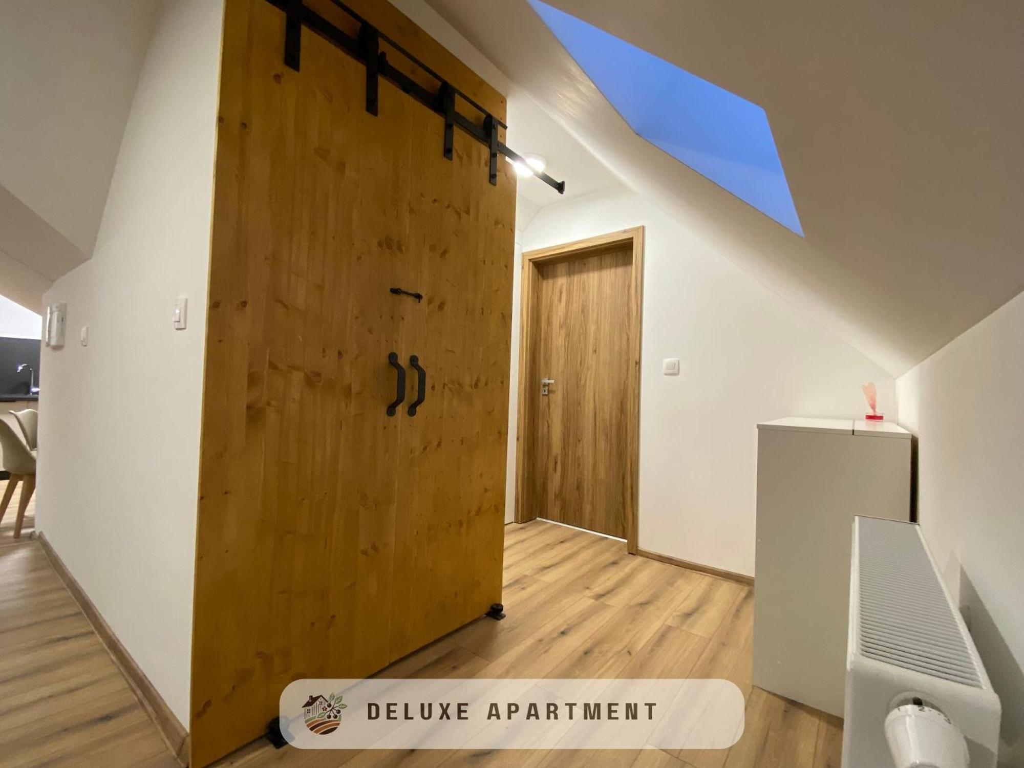 Apartmanovy Dom Visnove Buitenkant foto